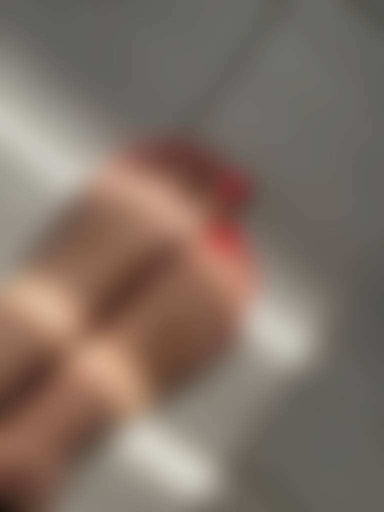 Rate my color 1-10 👇 suggestions for a new one 💅