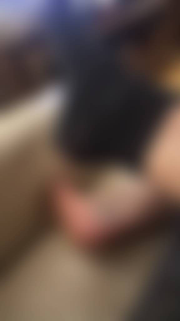 heyyyy any horny boys on this website to buy me a coffee <3 check my profile i have beauti