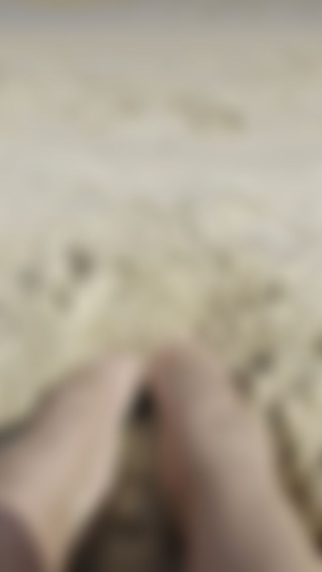 Playing in the sand. 🏖