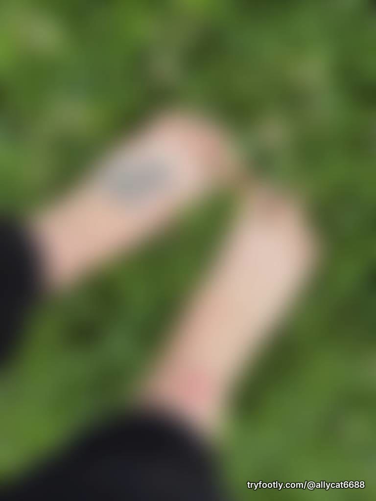 every footprint is a new adventure 🌱😉