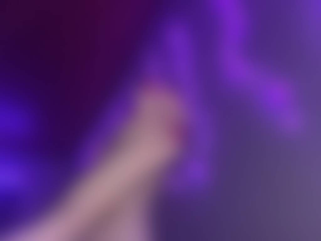 PURPLE LED | Set of 4 HD pics of my feet! + Hand included in the last one😍💋