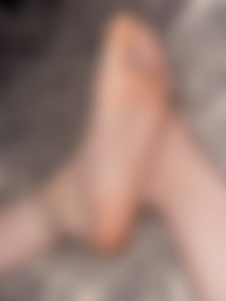 Dm me