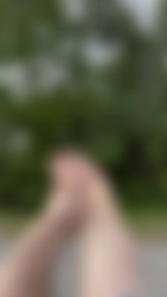 Wind between my toes 🌬️