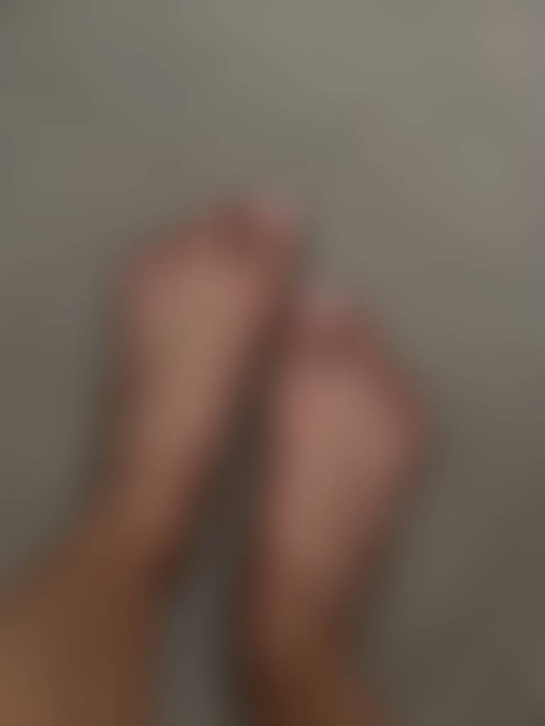 All clean ✨ But I definitely need a pedicure… Do you want to tip me so I can get one done?