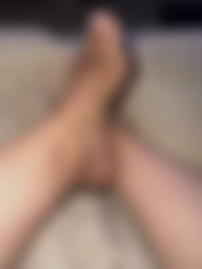 Night time pics 👣 message me ☺️for more.
