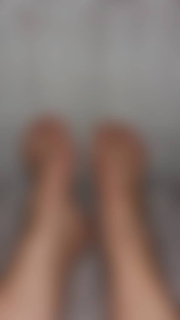 Cutie little toes