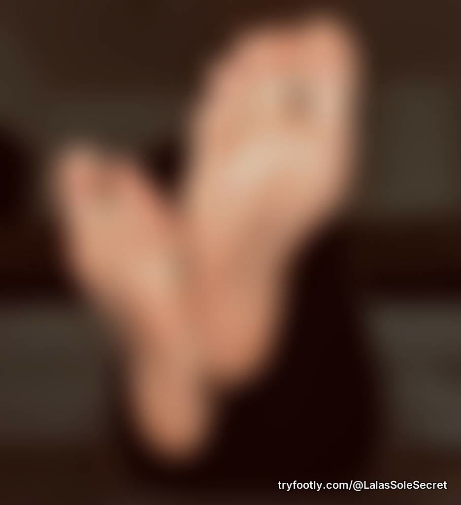 Stare a little bit longer… my soles love the attention