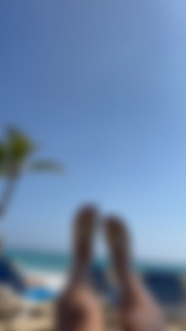 🌴