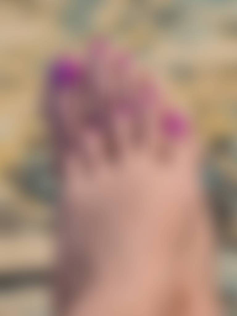 Who wants to watch me rub them?