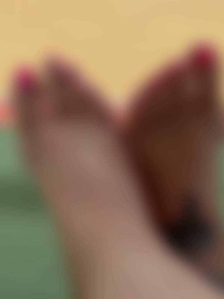 Vacation time, let’s hit the beach🏝️🦶🏼🩴👙
