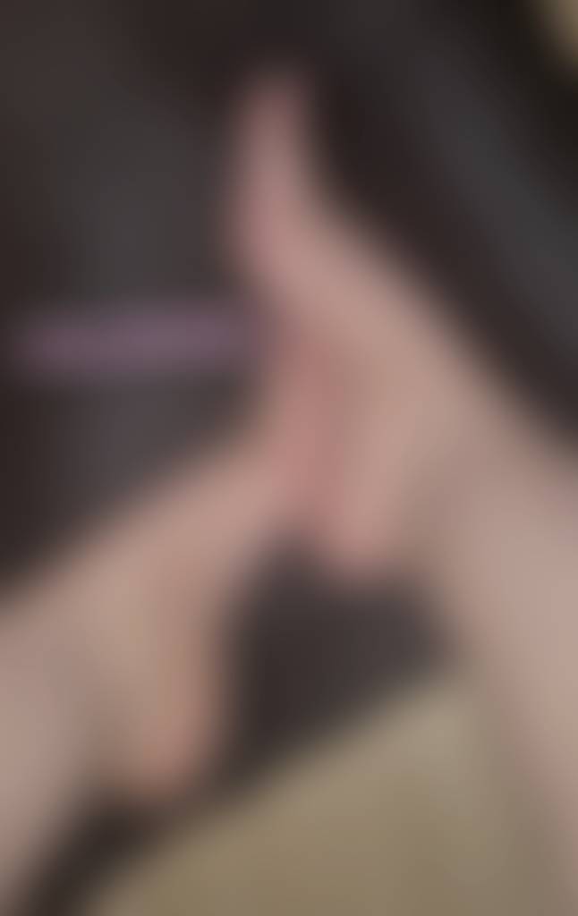 How cute do my pretty little feet look when the toes touch the soles ❤️‍🔥