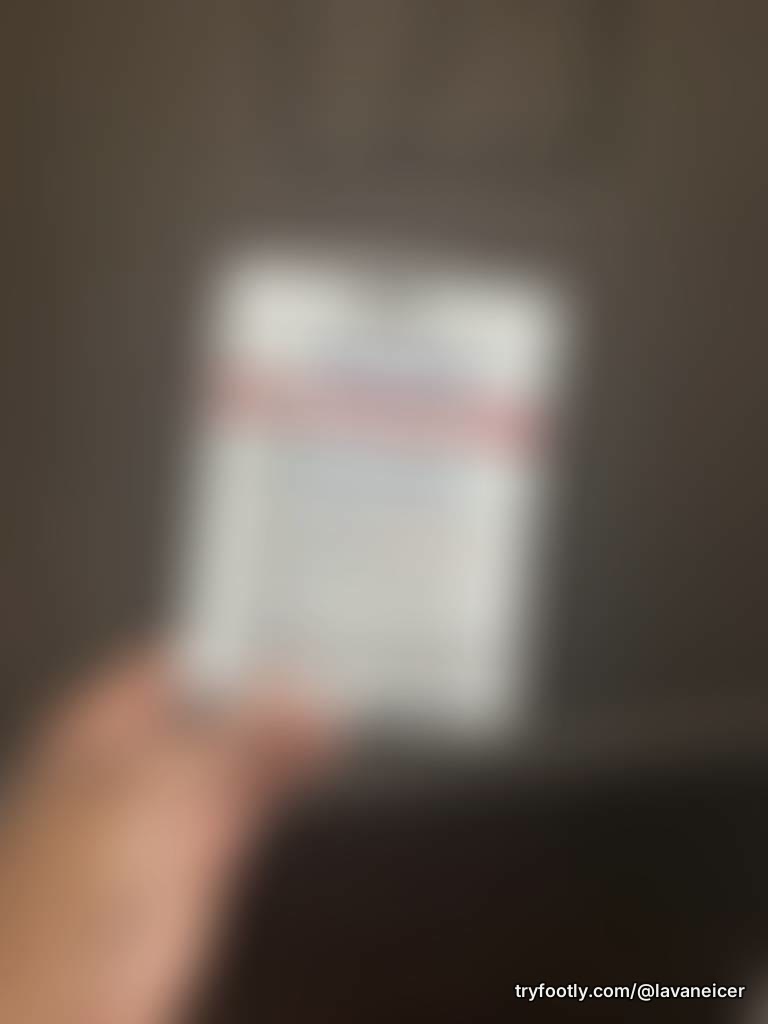 👀
