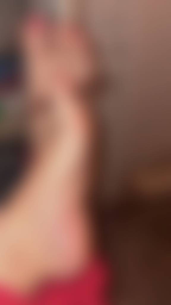 It’s time for late night fun! Send me your more desirable requests so they can come true😘😏