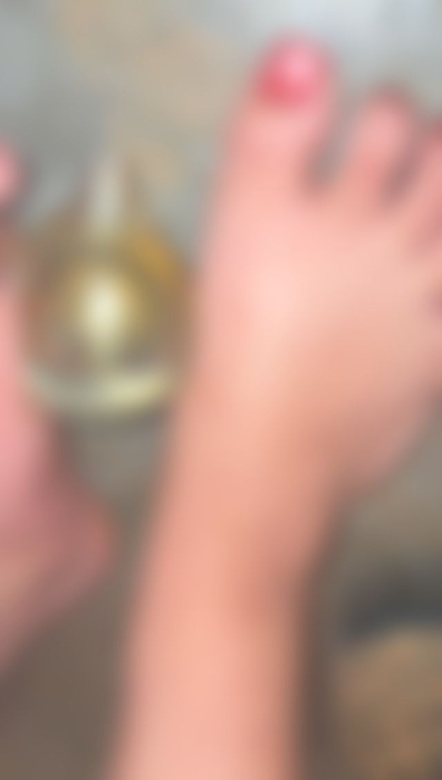 This is the perfume we wore today what a beautiful scent ✨💖🤪