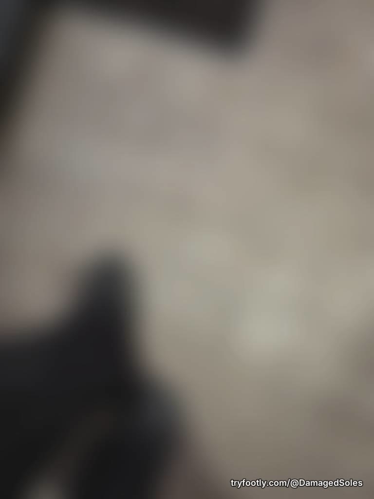 Back on the grind🩵 These feet will need some love afterwards!