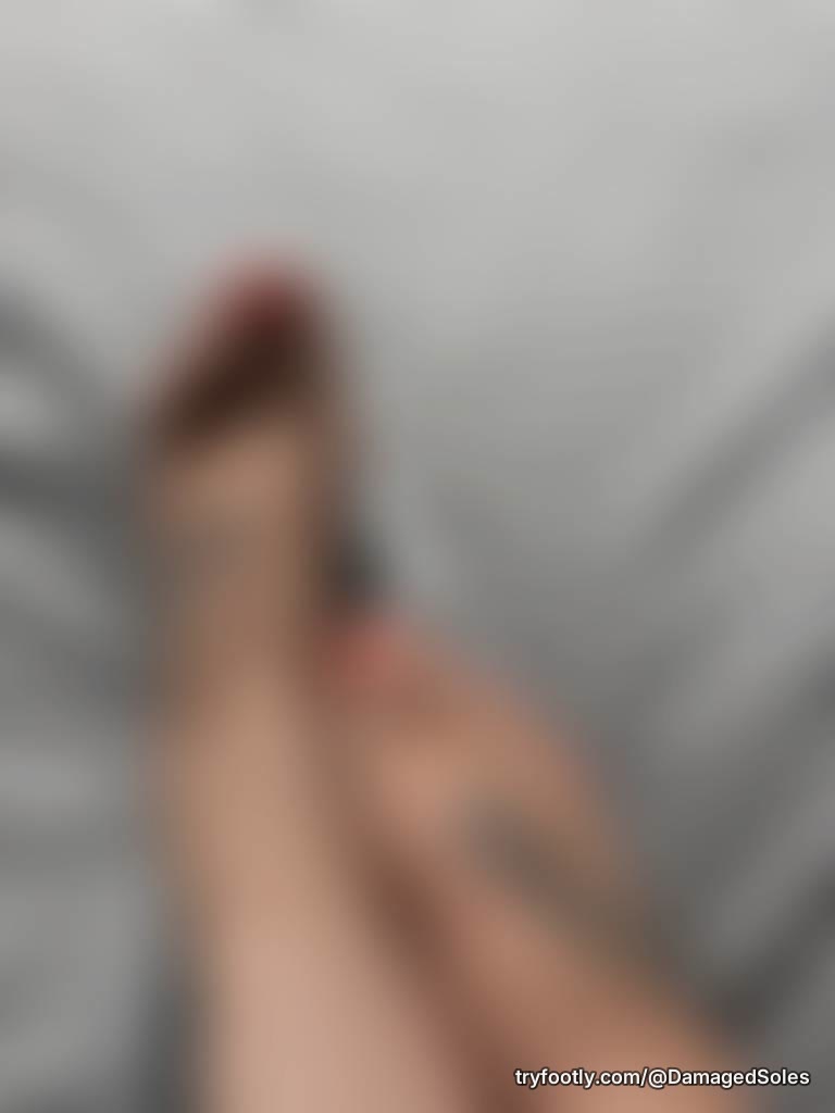 7 hours of driving, 3 hours of standing…these feet need a warm soak & some lotion 🛁 🧴