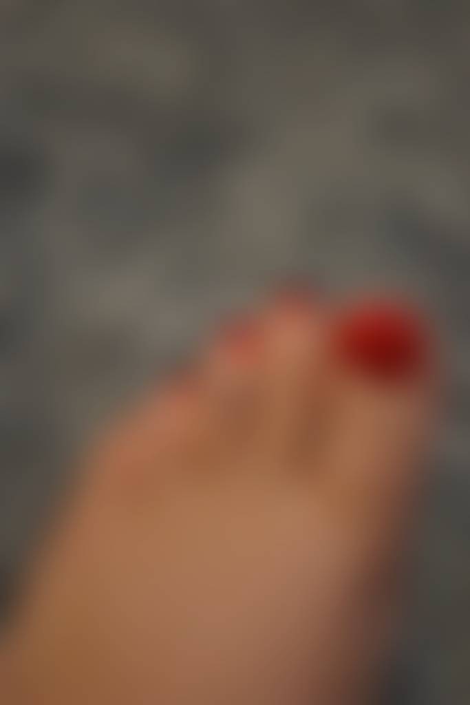 Do you like the toe ring?