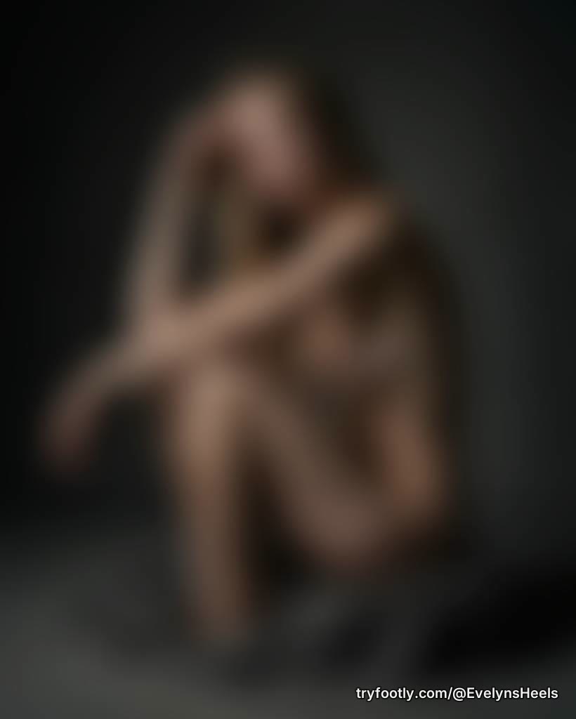 Unlock my exclusive side.