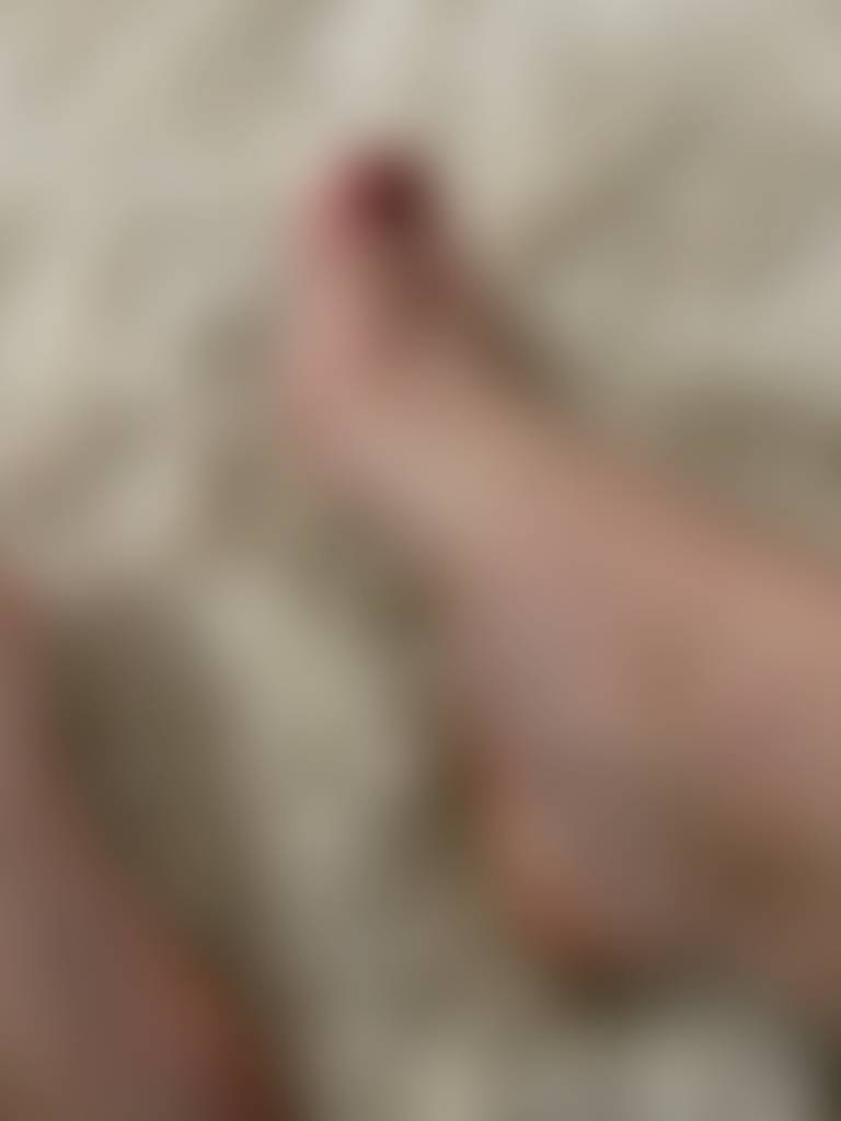 Ready for my first request for these vintage feet!🥰💕🌸