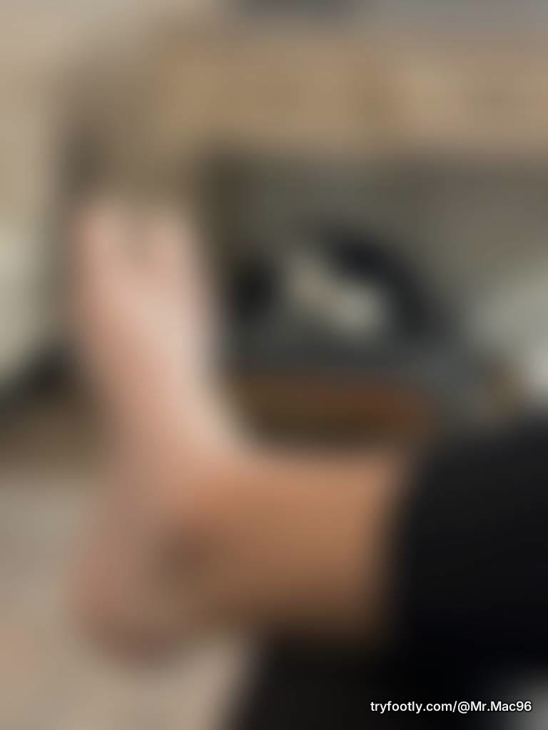 Enjoy this free preview! More exclusive content available for subscribers or PPV! #toes #a