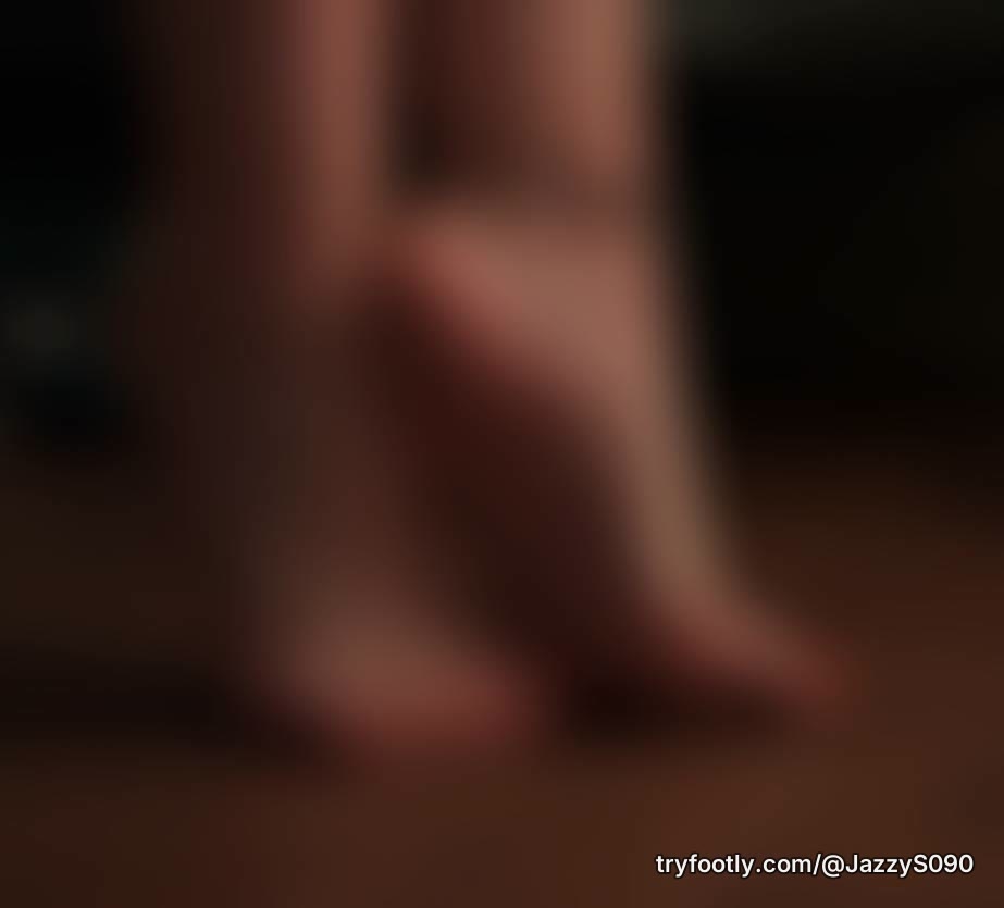 Gotta love a little dancers feet