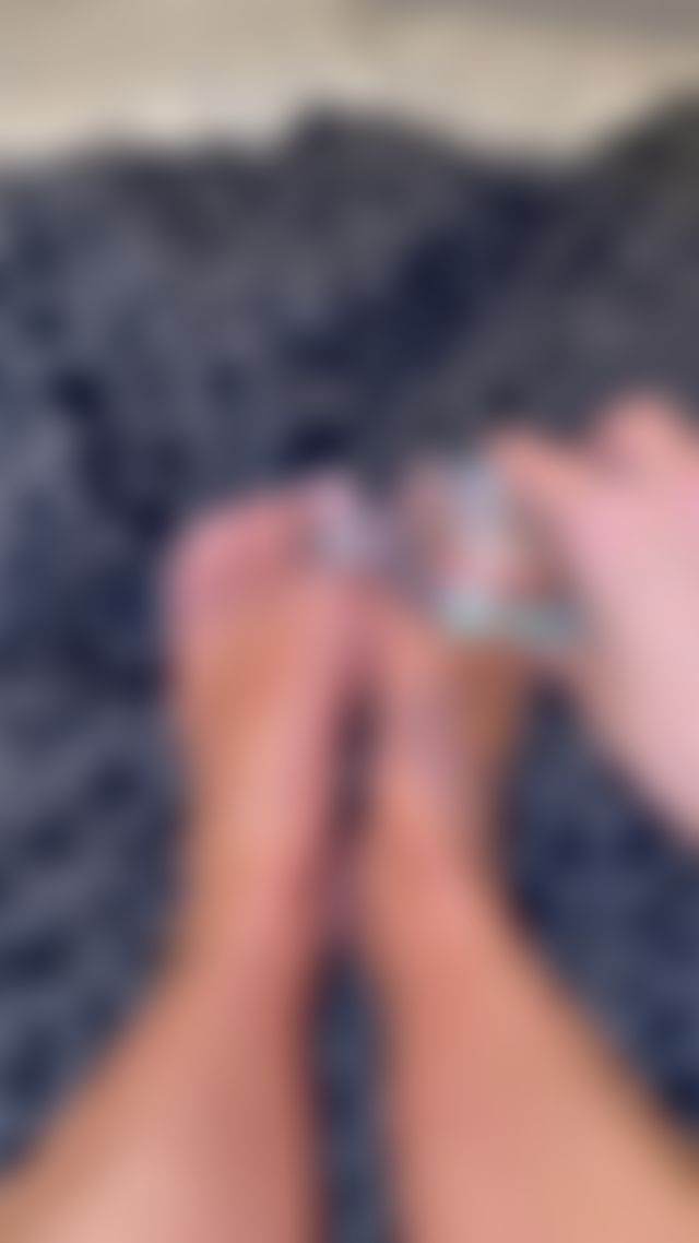 Soft, oiled arches in motion 👀✨… only my paying VIPs get the full view 💌