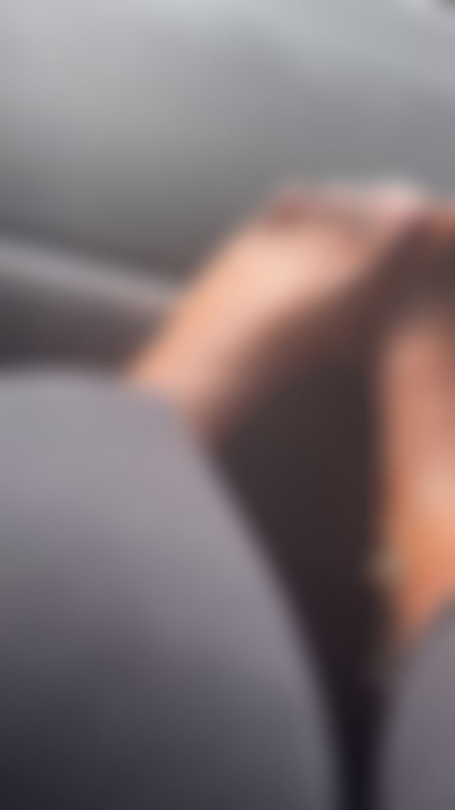 First ever foot clip💦… passenger princess with bare soles on the dash😏,👣🔥 Be honest… can y