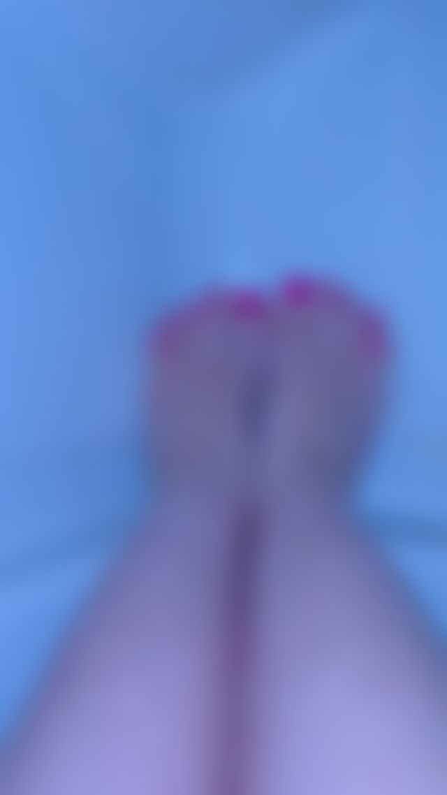 Soaking in a candle lit bath, twirling my feet in and out it’s been a long day they needed