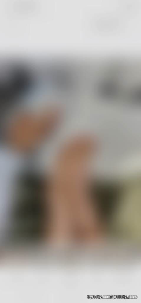 More decorations coming soon... do you like accessorised or nude? 🤍