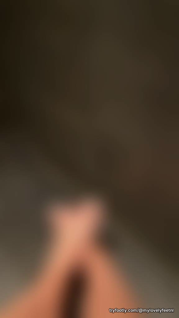 Took some pictures in this good lighting💡in the shower🚿 wanna see them wet 💦 next time??! 