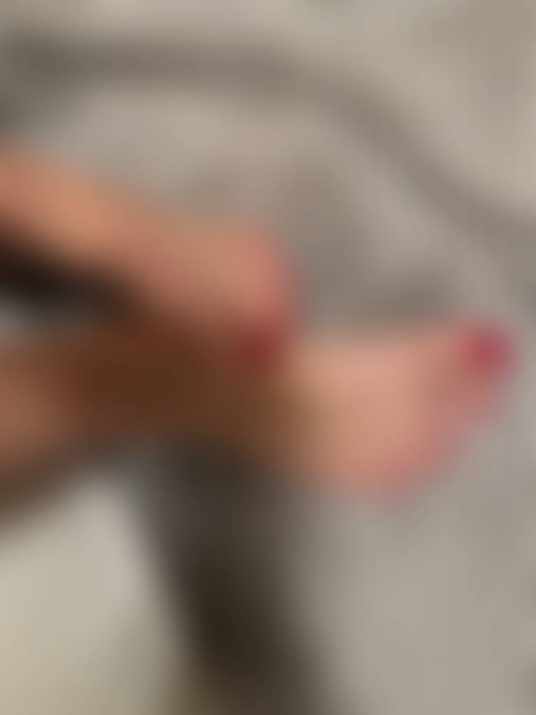 These feet love a nice soak in the bath