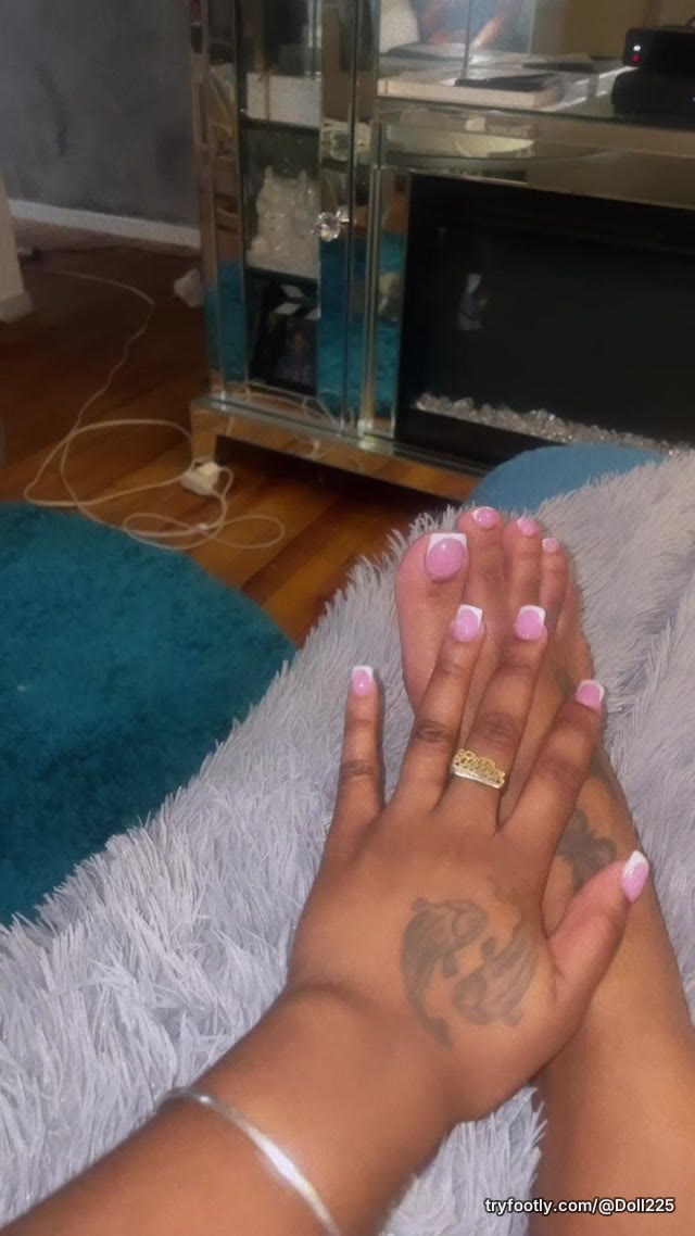 French set makes me horny😋🤑😍