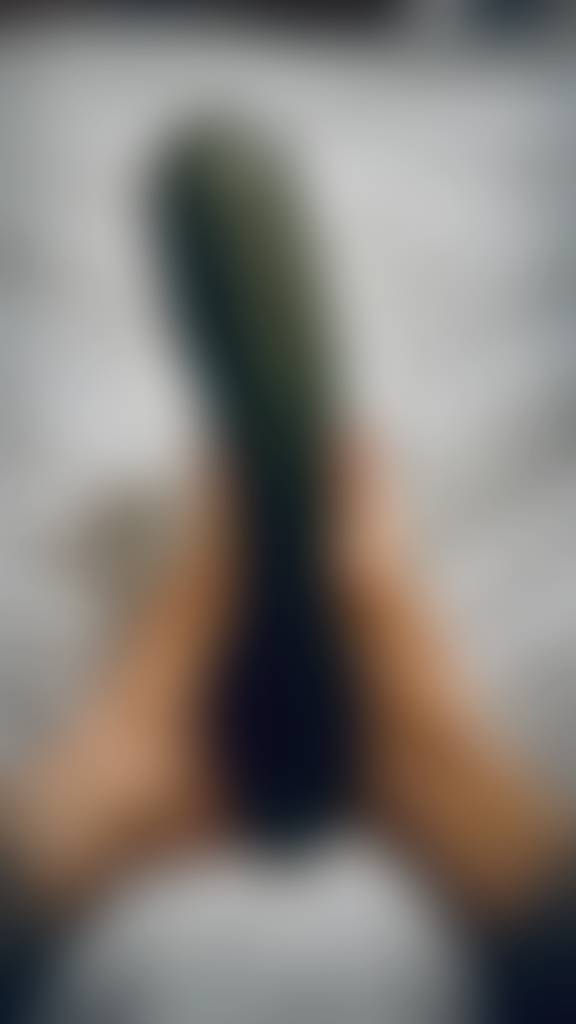 These feet are a “big dill”. 🥒 👣