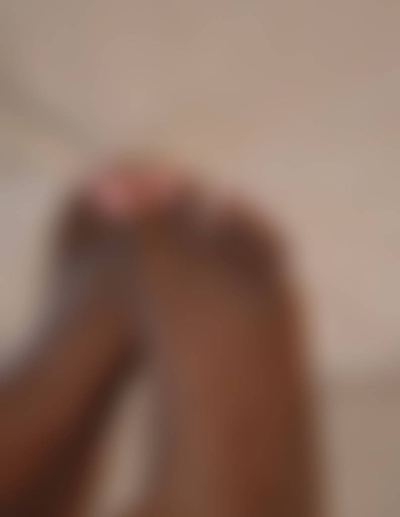 First step on Footly 💕 Fresh pedi, soft vibes, more to come 👣✨ What do you think of the pi