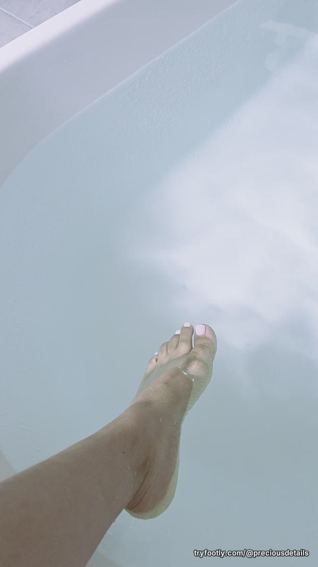 It's time you water yourself 💦