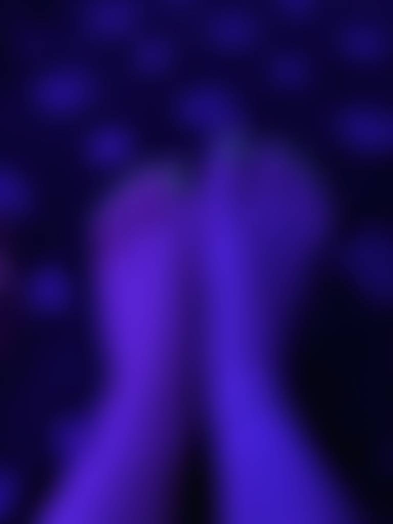 Subscribe to see ;) •neon