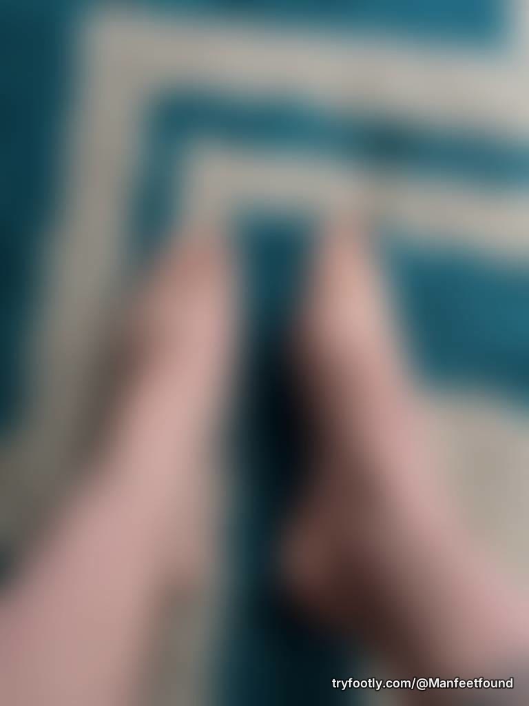 You know what they say about big feet…