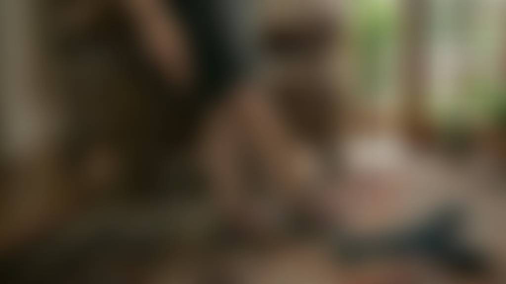 Sweeties, here is the full photo for you. Can you guess what could become yours? 💌👙
