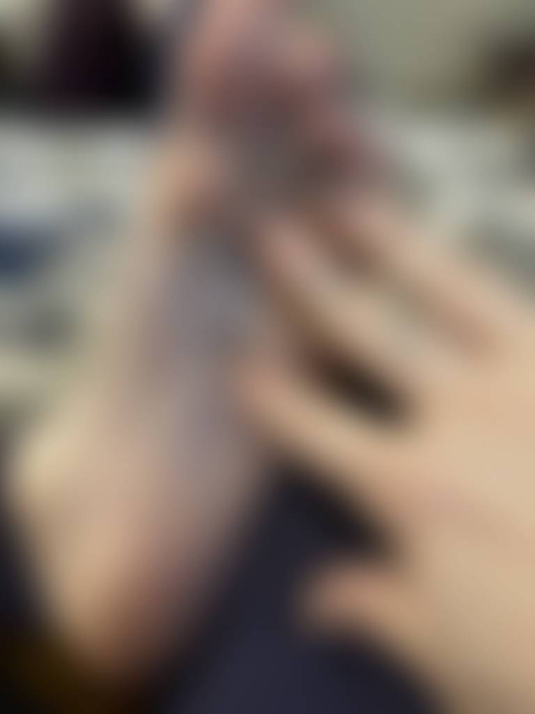Looks like it’s time to put some lotion on, anyone wanna see?
